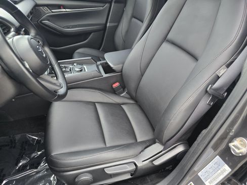Used 2022 MAZDA MAZDA3 s FWD image 19