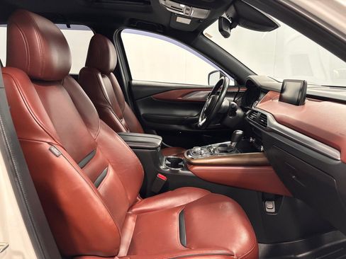 Used 2019 MAZDA CX-9 Signature image 19