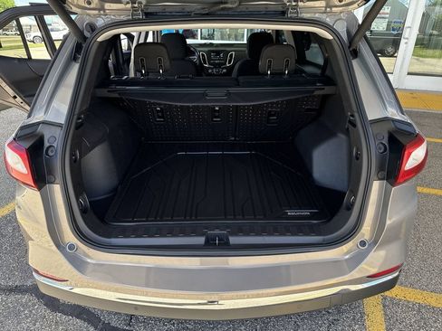 Certified 2018 Chevrolet Equinox LT AWD/4WD image 18