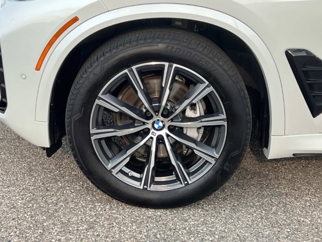 Certified 2025 BMW X5 xDrive40i AWD/4WD image 15
