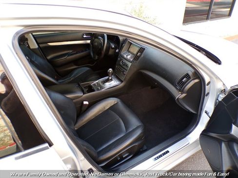 Used 2012 INFINITI G37 Journey w/ Premium Pkg RWD image 28