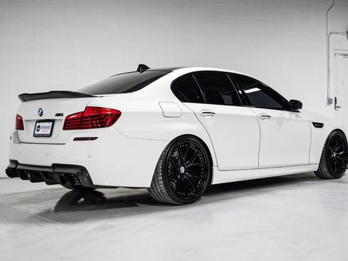Used 2014 BMW M5 RWD image 3