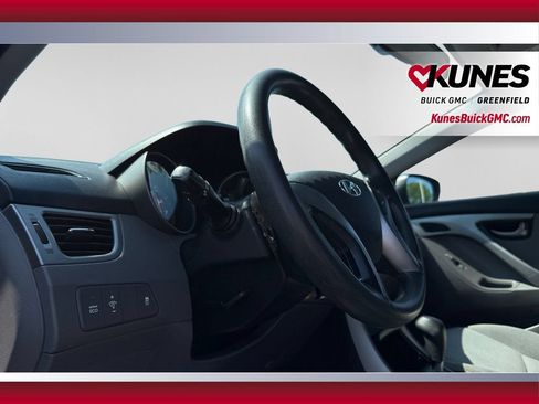 Used 2013 Hyundai Elantra GLS FWD image 16