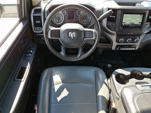 Used 2020 RAM 2500 Tradesman w/ Chrome Appearance Group AWD/4WD image 13