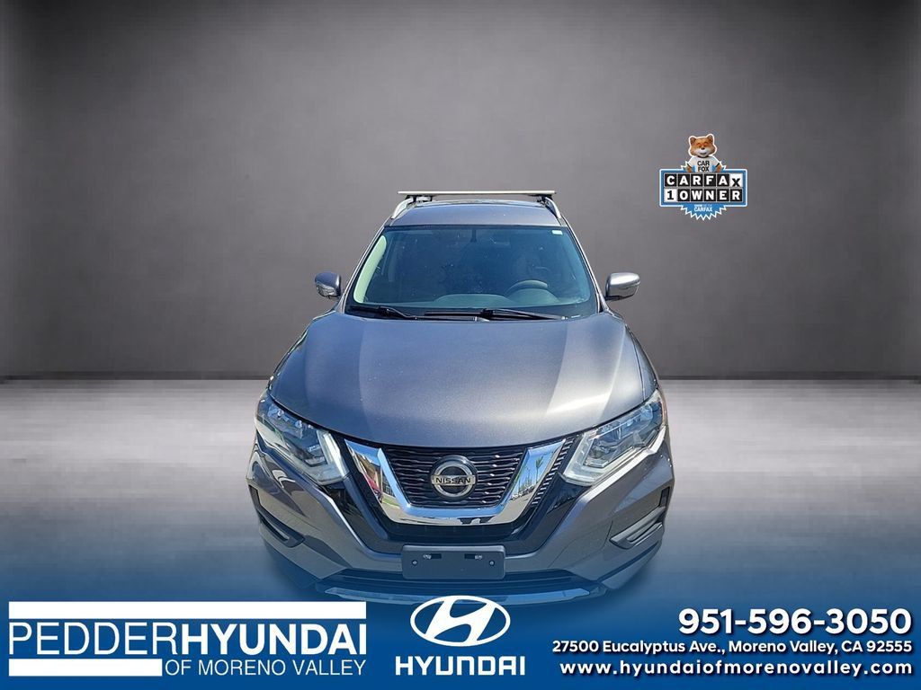 Used 2018 Nissan Rogue SV AWD/4WD image 1