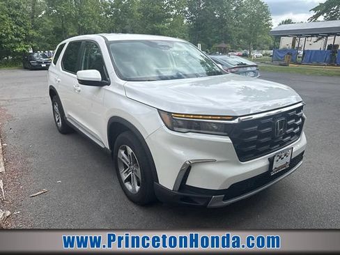 Certified 2024 Honda Pilot EX-L image 1