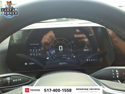 Used 2025 Chevrolet Equinox LT w/ Convenience Package II FWD image 20