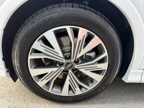 Used 2023 Audi Q4 e-tron Premium Plus w/ Premium Plus RWD image 49