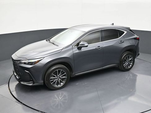 Used 2023 Lexus NX 250 FWD w/ Towing Package (2000 Lbs) image 12