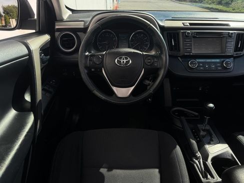 Used 2016 Toyota RAV4 XLE AWD/4WD image 16