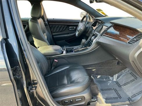 Used 2015 Ford Taurus Limited w/ Equipment Group 301A image 17