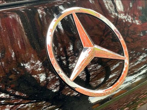 Used 2017 Mercedes-Benz GLC 300 4MATIC image 29