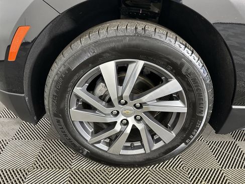Used 2024 Chevrolet Equinox LT w/ LPO, Floor Liner Package FWD image 33