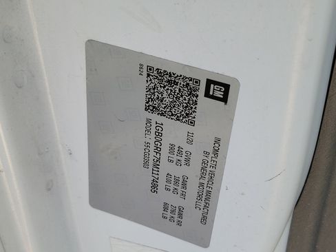 Used 2021 Chevrolet Express 3500 w/ Power Convenience Package image 28