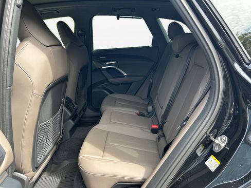 New 2025 Audi Q5 Premium Plus image 13