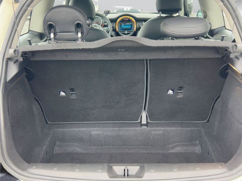 Used 2019 MINI Cooper 2-Door Hardtop image 28