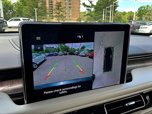 Used 2023 Lincoln Aviator Reserve w/ Equipment Group 201A image 23