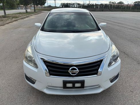 Used 2013 Nissan Altima 2.5 S FWD image 3