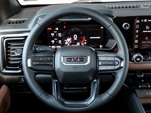 New 2026 GMC Canyon AT4 image 23