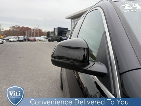 Used 2024 BMW X5 xDrive40i w/ Premium Package image 10