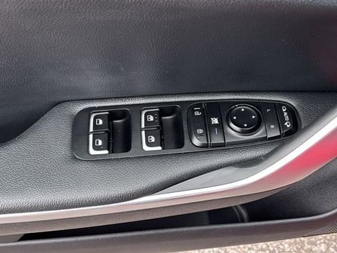 Used 2019 Kia Stinger image 11