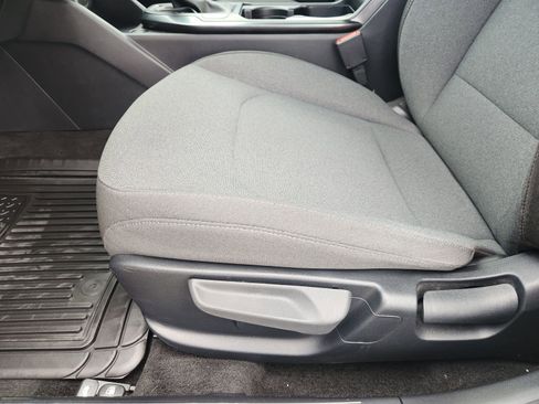 Used 2025 Kia K4 LXS image 29