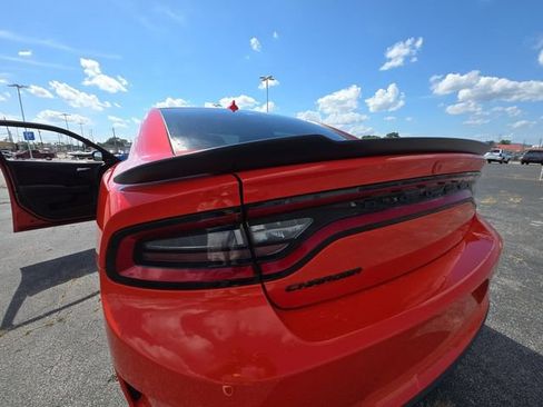 Used 2023 Dodge Charger R/T w/ Plus Group RWD image 28