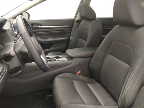 Used 2019 Nissan Altima 2.5 SV image 17