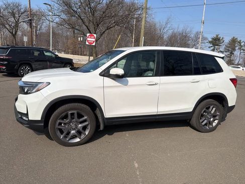 Used 2023 Honda Passport EX-L image 4