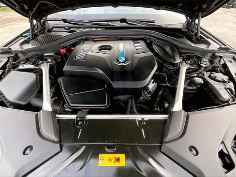 Used 2018 BMW 530e image 31