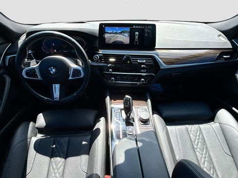 Used 2023 BMW 530i w/ M Sport Package RWD image 16