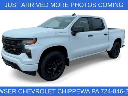 Used 2024 Chevrolet Silverado 1500 Custom w/ Turbomax Blackout Package image 4