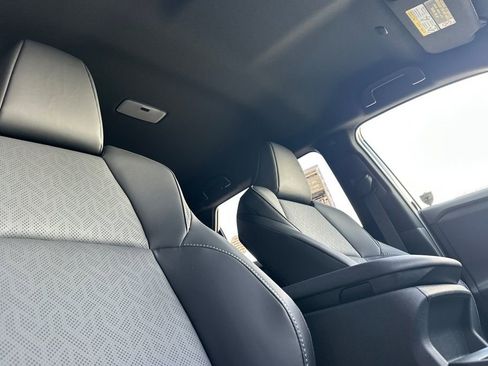 New 2026 Subaru Solterra Premium AWD/4WD image 19