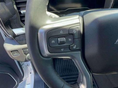 Used 2023 Chevrolet Silverado 1500 LT image 20
