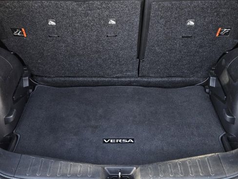 Used 2019 Nissan Versa Note S image 9