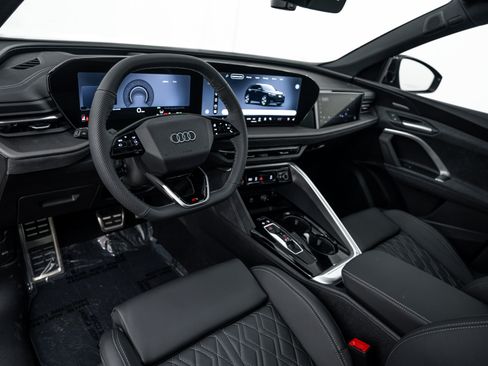 New 2026 Audi SQ5 Prestige AWD/4WD image 10