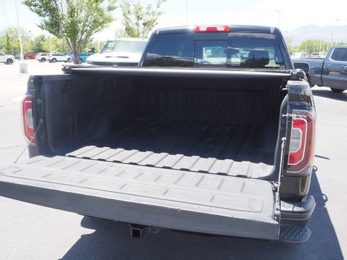 Used 2017 GMC Sierra 1500 SLT AWD/4WD image 19