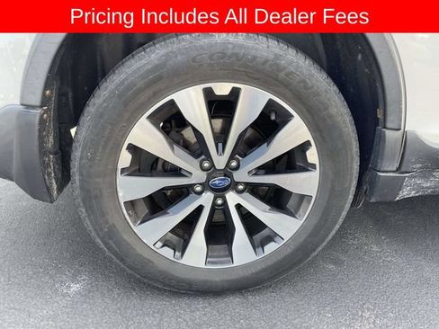 Used 2016 Subaru Outback 2.5i Limited AWD/4WD image 9