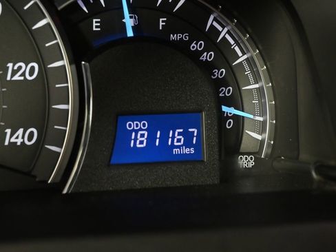 Used 2012 Toyota Camry XLE image 25