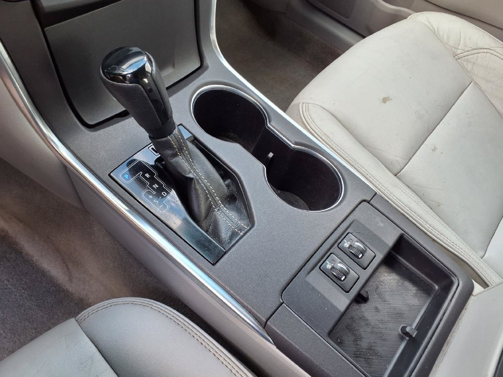 Used 2016 Toyota Camry XLE FWD image 23
