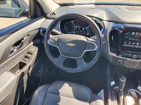 Used 2018 Chevrolet Traverse Premier AWD/4WD image 16
