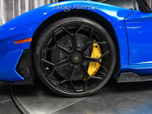 Used 2021 Lamborghini Aventador SVJ AWD/4WD image 63
