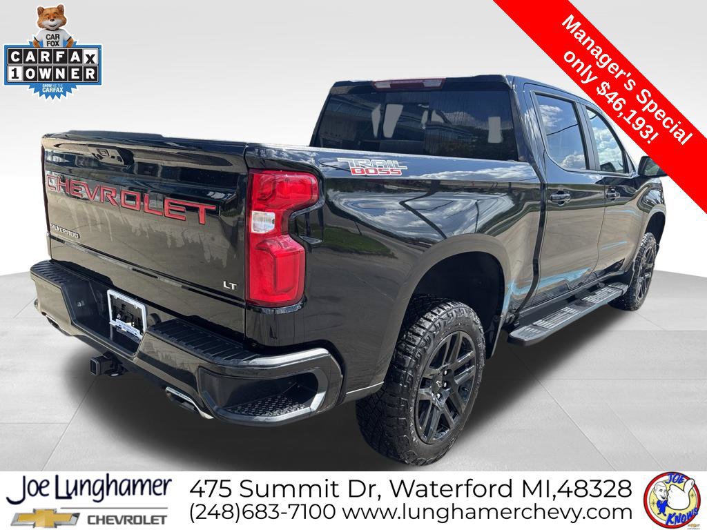 Used 2024 Chevrolet Silverado 1500 LT Trail Boss w/ Convenience Package II AWD/4WD image 3
