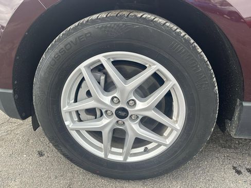 Used 2024 Ford Edge SEL image 11