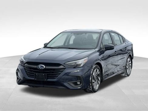 Used 2023 Subaru Legacy Limited image 3
