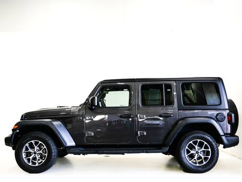 Used 2024 Jeep Wrangler Unlimited Sport AWD/4WD image 6