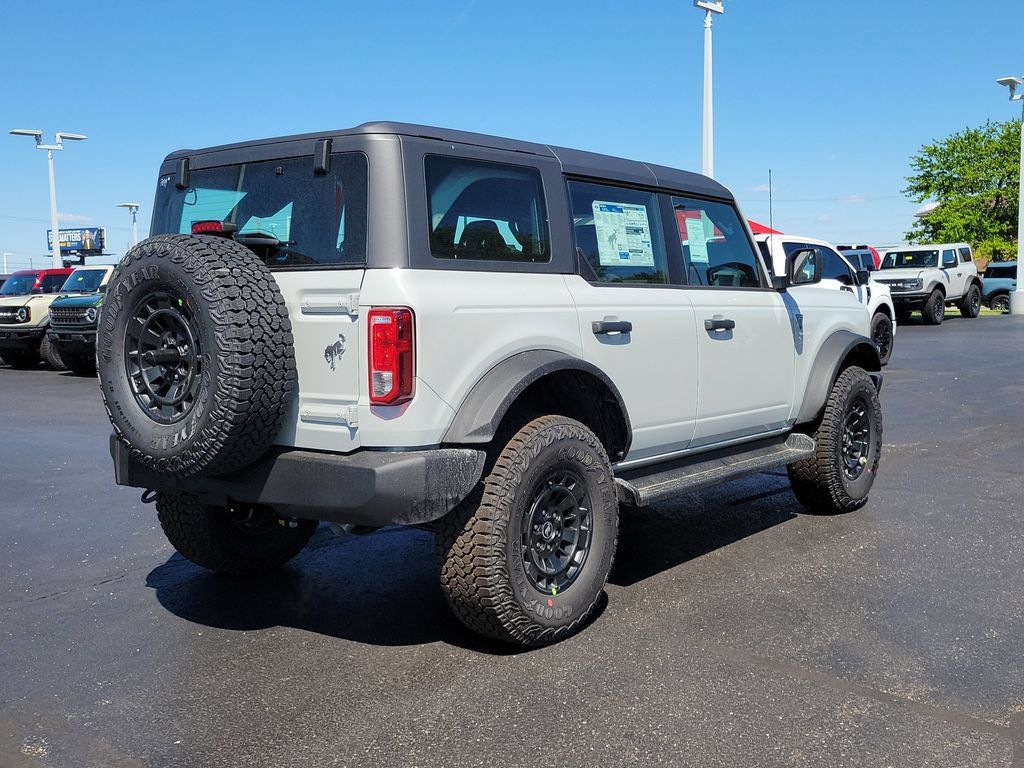 New 2026 Ford Bronco 4-Door w/ Sasquatch Package AWD/4WD image 4