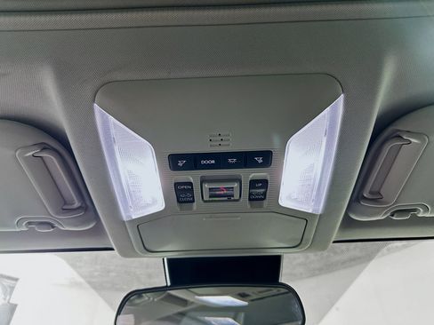 Used 2025 Toyota RAV4 XLE w/ Convenience Package FWD image 18