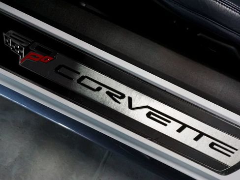 Used 2013 Chevrolet Corvette 427 w/ 1SC Preferred Equipment Group RWD image 84