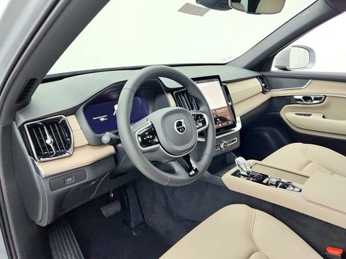 Certified 2026 Volvo XC90 B5 Plus w/ Protection Package image 26